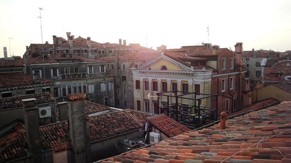 Venice Apartments Εξωτερικό φωτογραφία