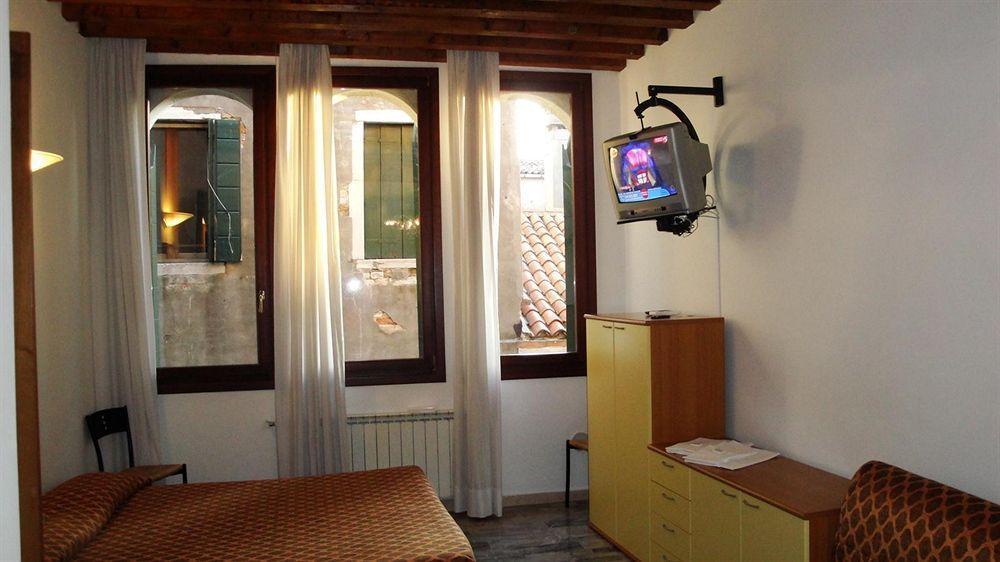 Venice Apartments Εξωτερικό φωτογραφία