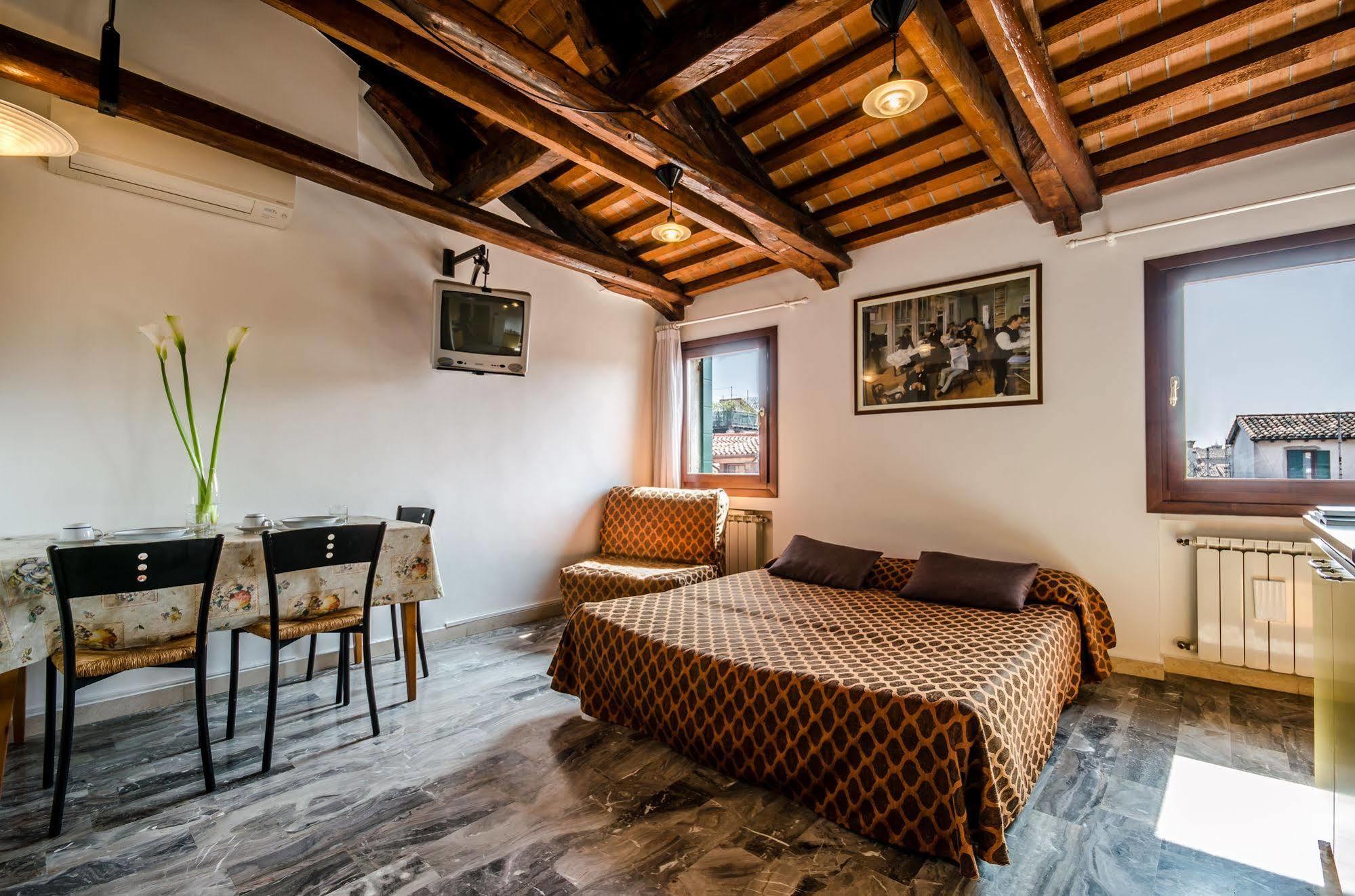 Venice Apartments Εξωτερικό φωτογραφία