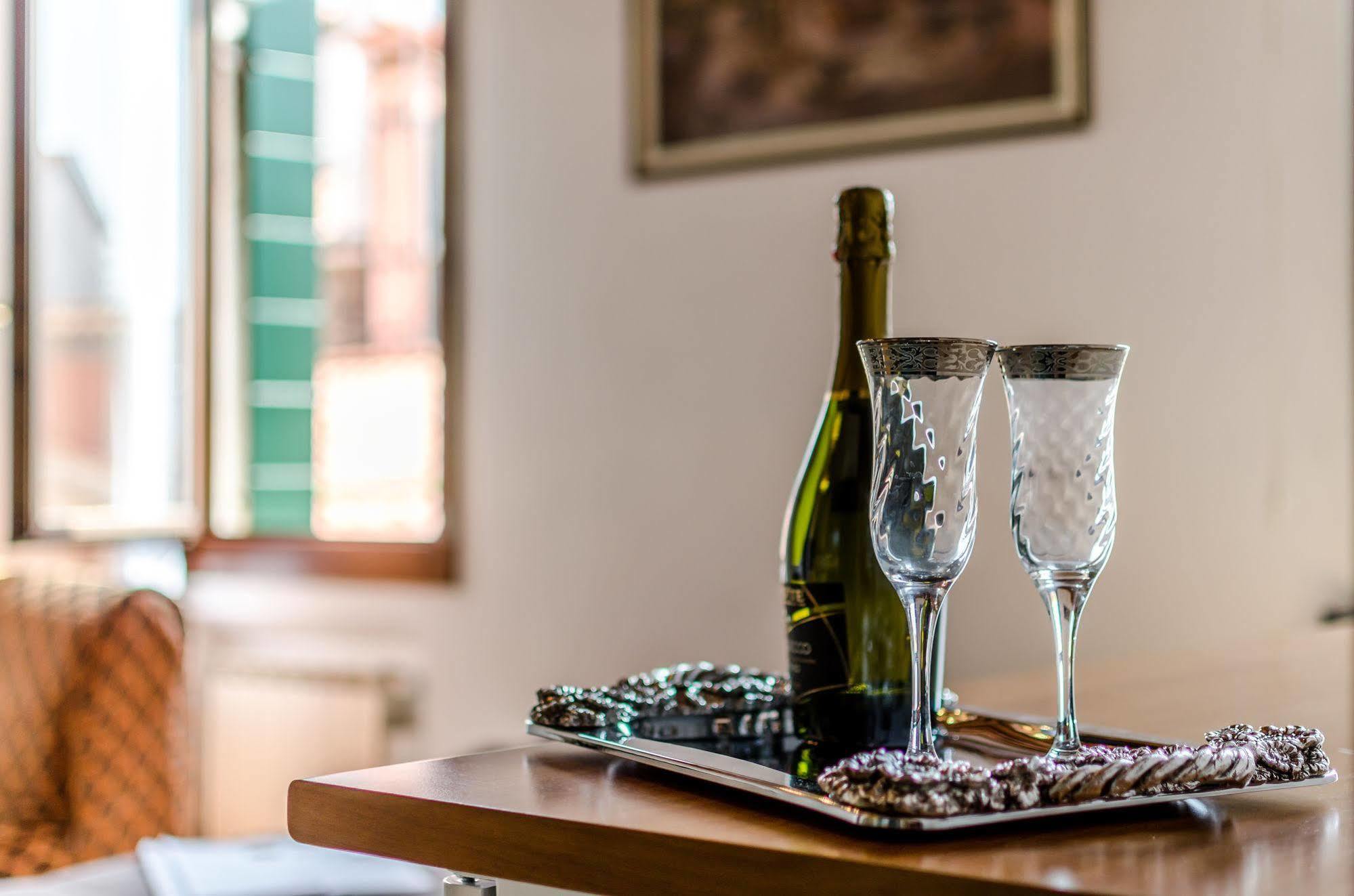 Venice Apartments Εξωτερικό φωτογραφία